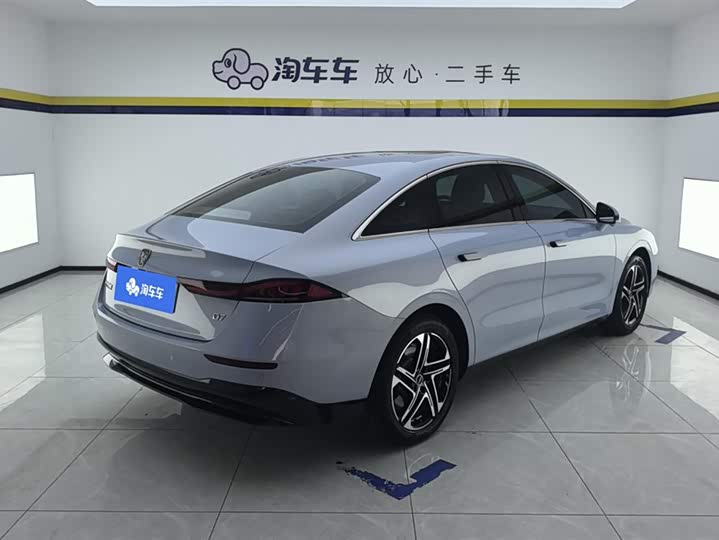 Roewe D7 2023 2023款 EV 510km 后驱旗舰版
