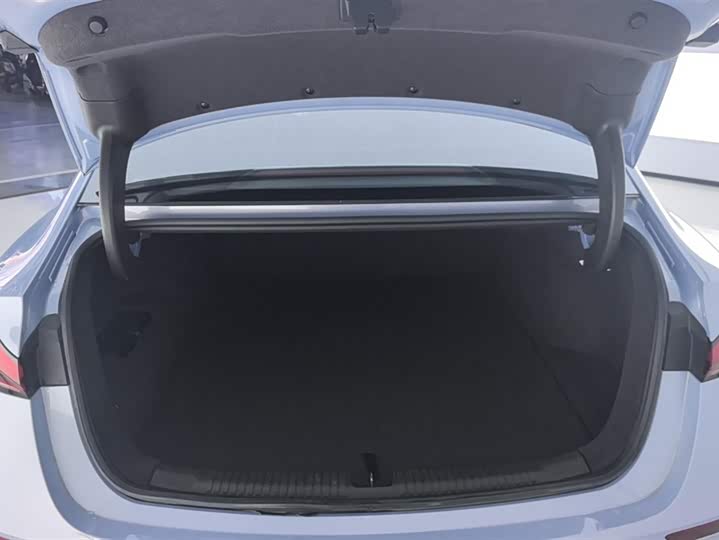 Roewe D7 2023 2023款 EV 510km 后驱旗舰版
