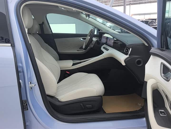 Roewe D7 2023 2023款 EV 510km 后驱旗舰版