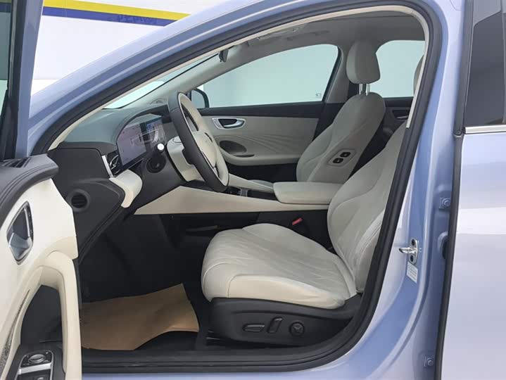 Roewe D7 2023 2023款 EV 510km 后驱旗舰版