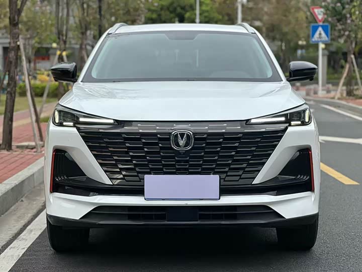 Zdjęcie 1 - Changan CS55 Plus
