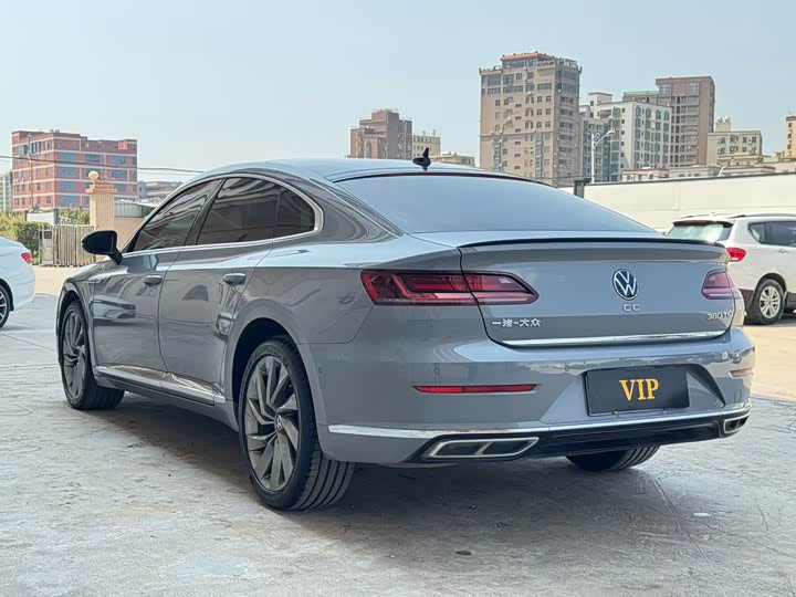 Фото 7 - Volkswagen CC
