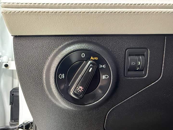 Фото 9 - Jetta VS7
