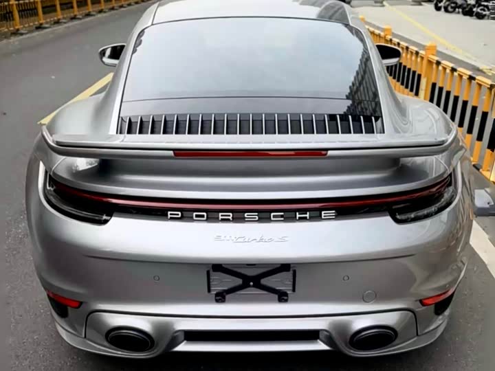 Фото 3 - Porsche 911