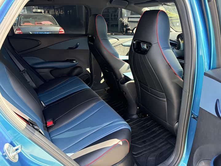 Фото 9 - BYD Dolphin