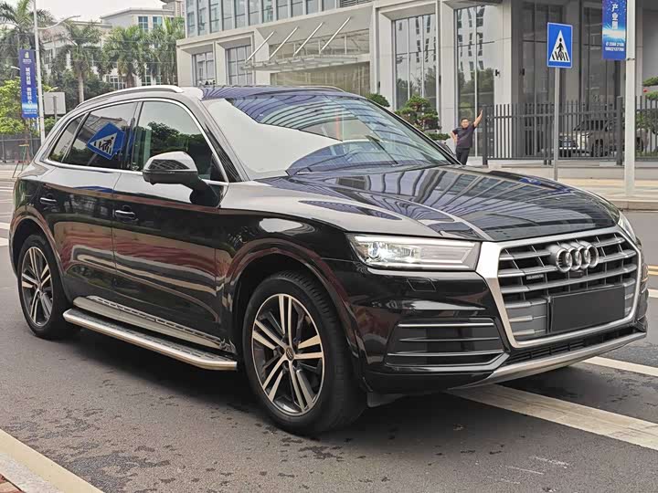 Audi Q5L 2020 2020款 改款 40 TFSI 荣享时尚型