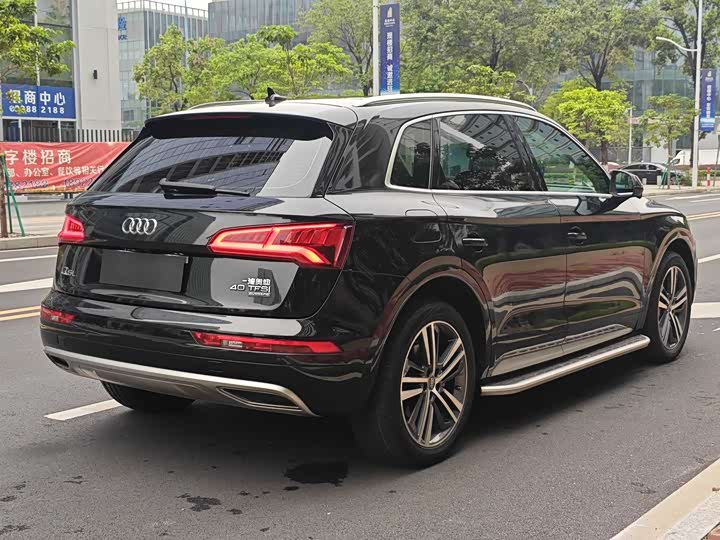 Audi Q5L 2020 2020款 改款 40 TFSI 荣享时尚型