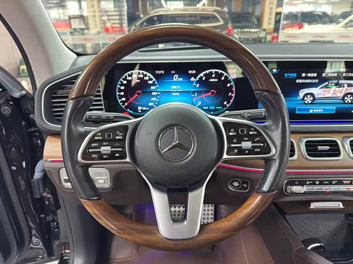 Mercedes-Benz GLS-Class 2023 2023款 GLS 450 4MATIC 豪华型