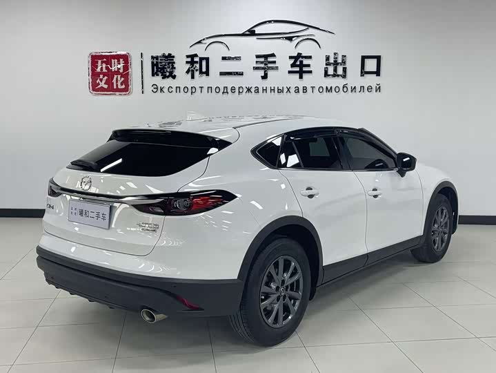 Photo 4 - Mazda CX-4