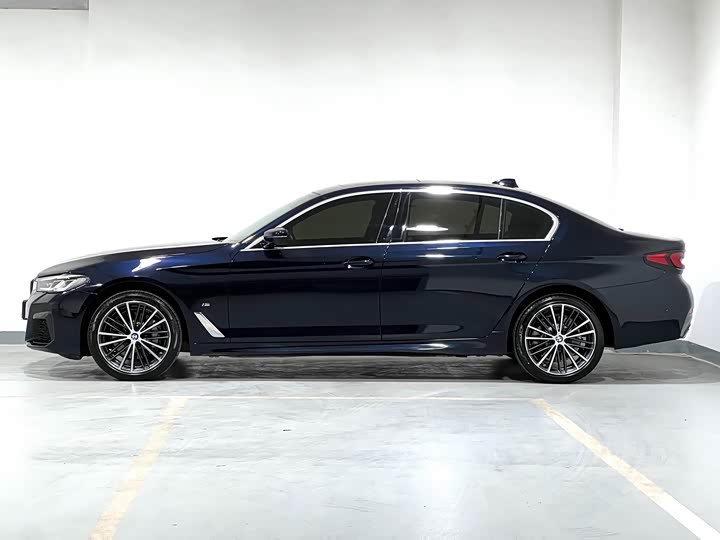 Фото 8 - BMW 5 Series