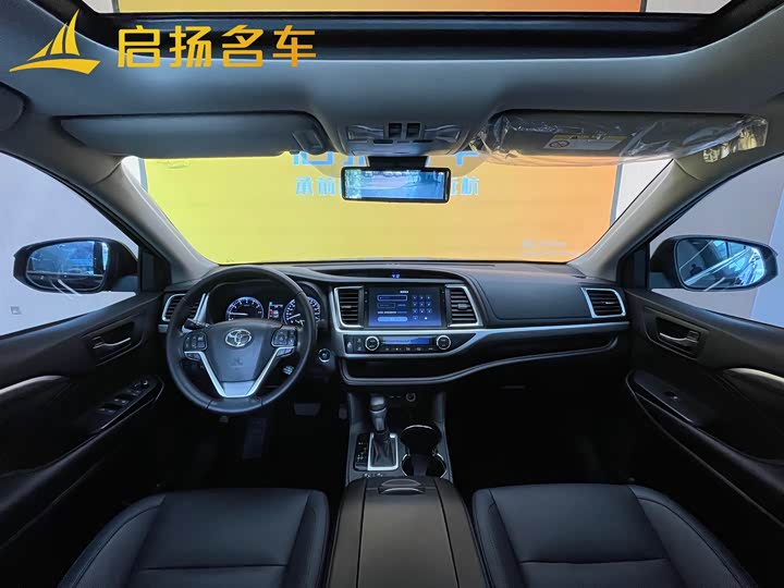 Фото 5 - Toyota Highlander