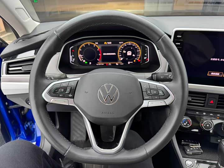 Фото 7 - Volkswagen Bora