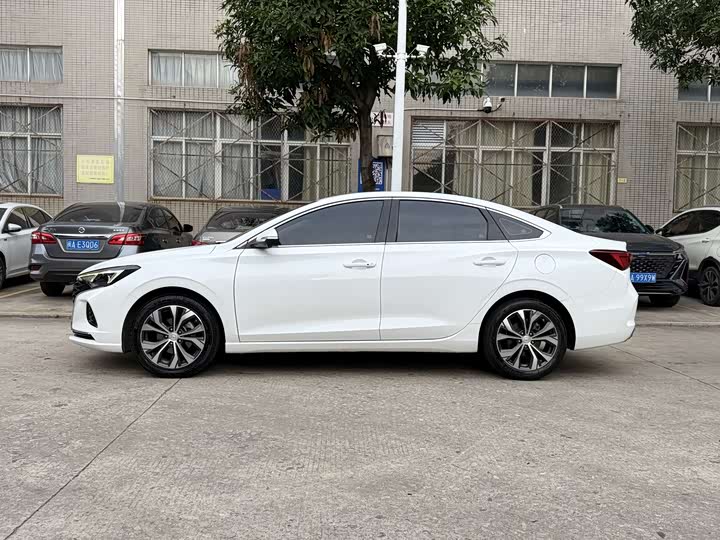 Photo 3 - Changan Eado Plus