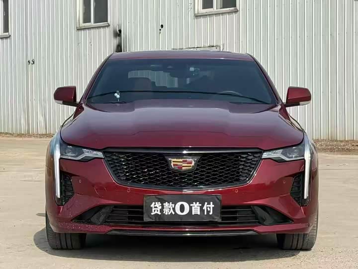 Фото 1 - Cadillac CT4