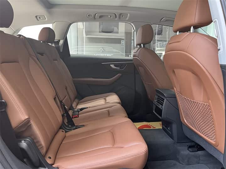 Audi Q7 2021 2021款 55 TFSI quattro S line运动型