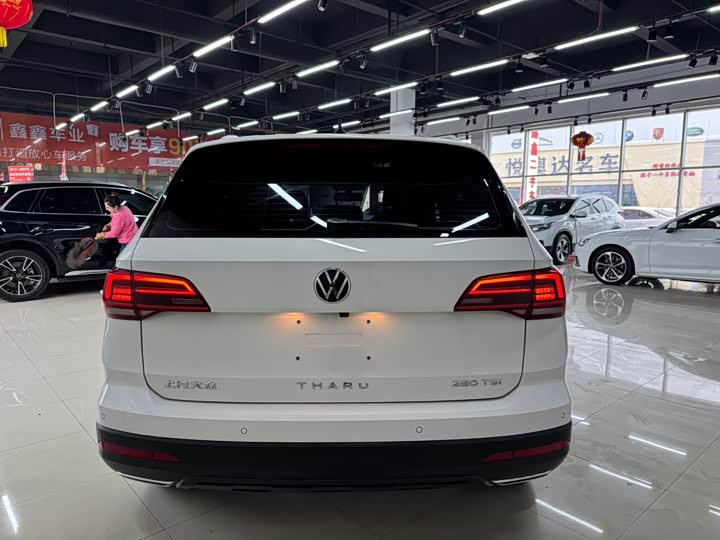 Фото 4 - Volkswagen Tharu