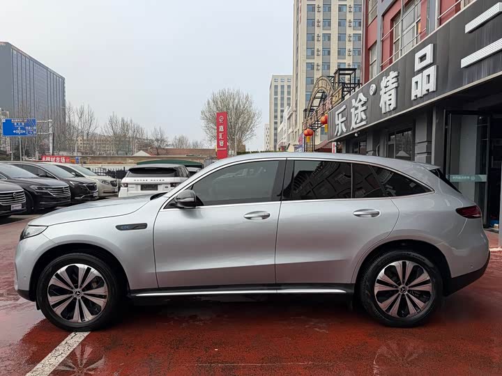 2022 Mercedes-Benz EQC