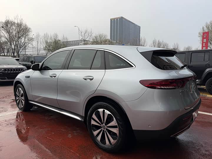 2022 Mercedes-Benz EQC