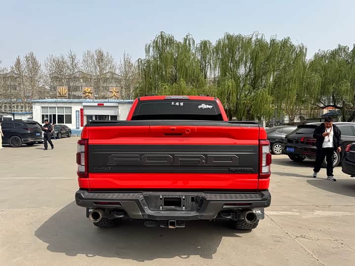 Фото 5 - Ford F-150 Raptor