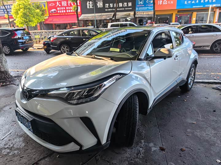 Toyota C-HR 2022 2022款 2.0L 舒适版