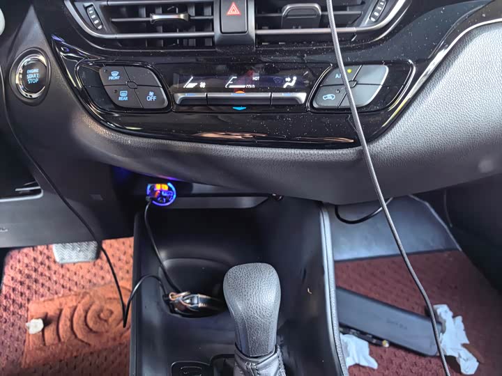 Toyota C-HR 2022 2022款 2.0L 舒适版