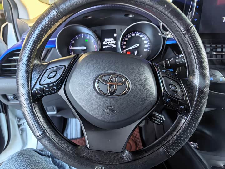 Toyota C-HR 2022 2022款 2.0L 舒适版