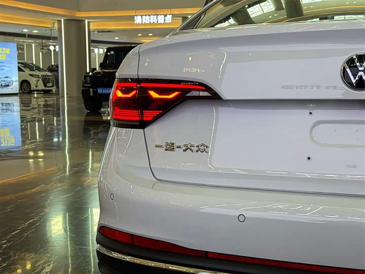 Volkswagen Sagitar L 2025 2025款 改款 300TSI DSG飞越版
