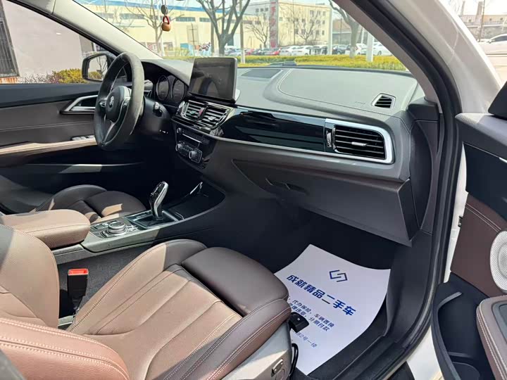 BMW 1 Series 2023 2023款 125i M运动曜夜版