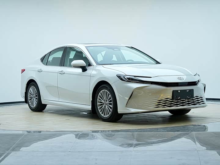 Toyota Camry 2026 2026款 2.0GVP 豪华版