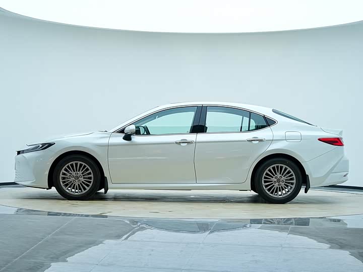 Toyota Camry 2026 2026款 2.0GVP 豪华版