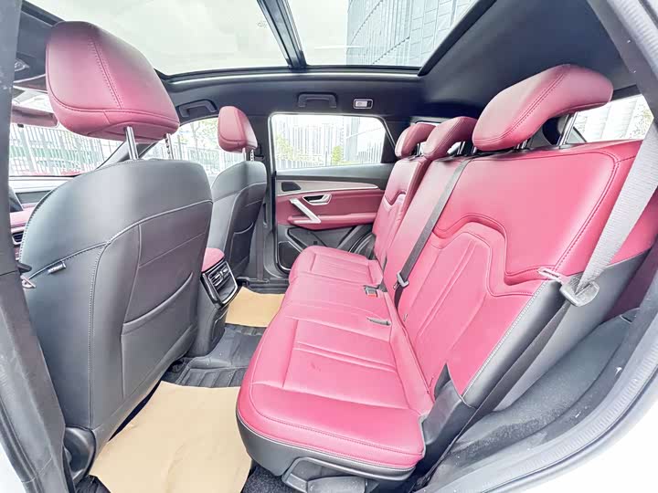 Jetour X70 Plus 2025 2025款 冠军版 1.5T DCT冠军PRO 7座