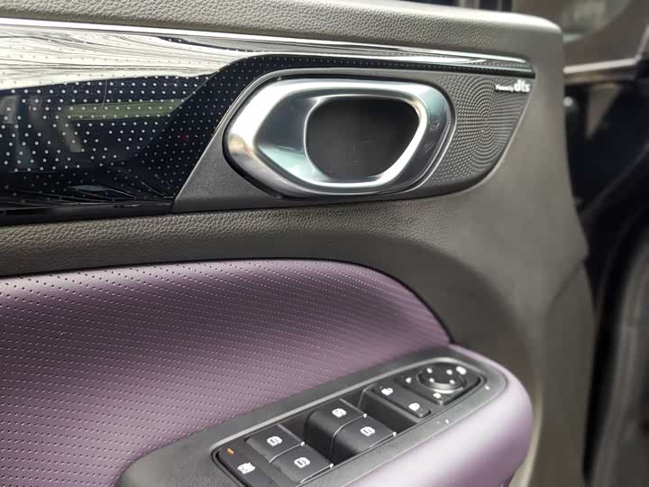 GAC Trumpchi M6 2024 2024款 MAX 270T WDCT 尊荣版