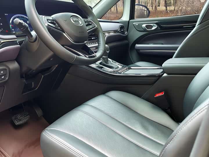 GAC Trumpchi M6 2024 2024款 MAX 270T WDCT 尊荣版