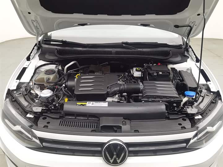 Фото 6 - Volkswagen Polo