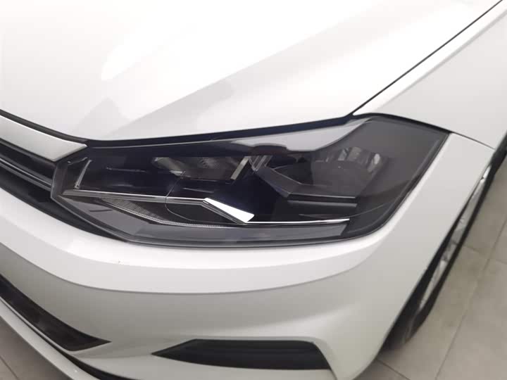 Фото 7 - Volkswagen Polo