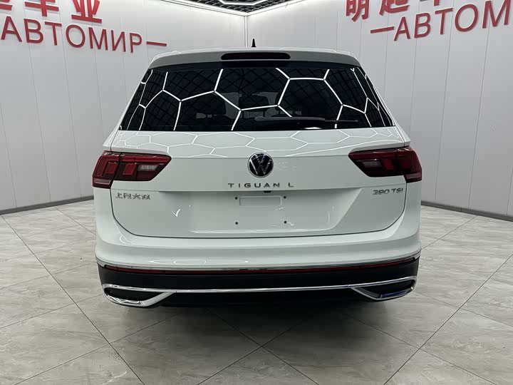 Фото 9 - Volkswagen Tiguan L Pro