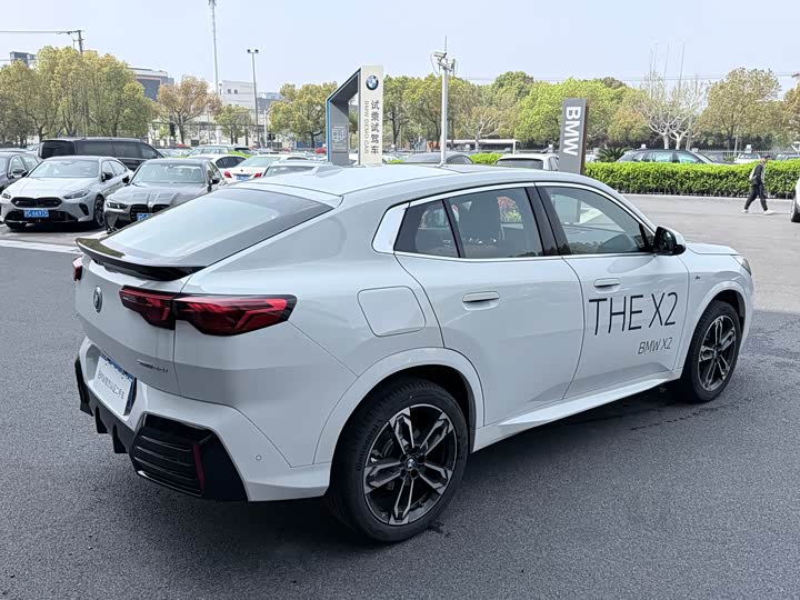 BMW X2 2025 2025款 sDrive25i M运动套装