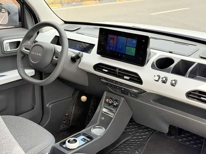Geely Galaxy Panda Mini 2023 2023款 熊猫mini 200km 耐力熊