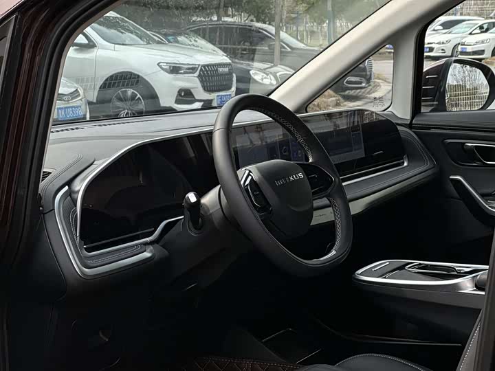 Maxus G90 2022 2022款 2.0T 星际七座版