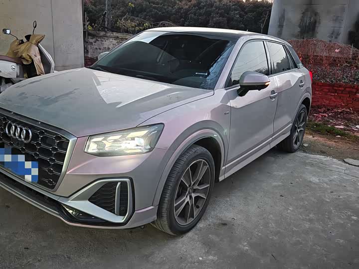 Zdjęcie 1 - Audi Q2L