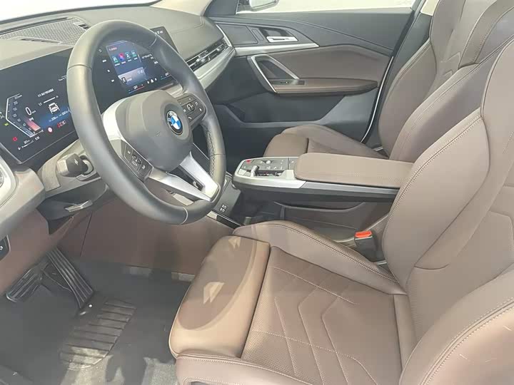 BMW X2 2025 2025款 sDrive25i M运动套装