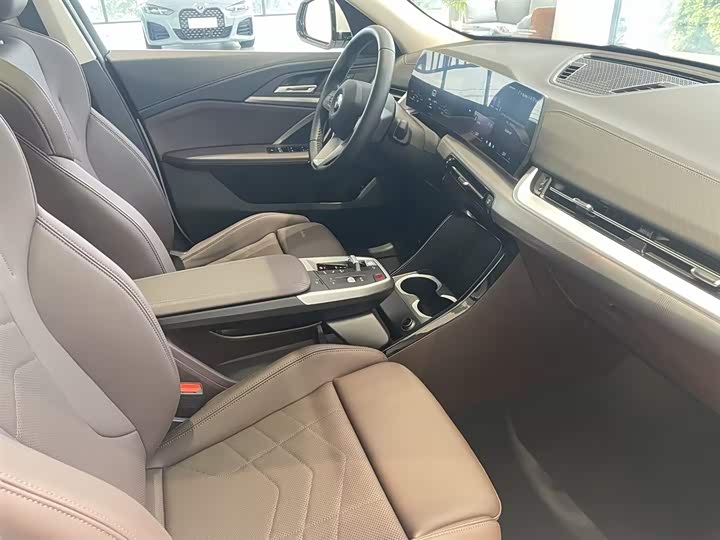 BMW X2 2025 2025款 sDrive25i M运动套装