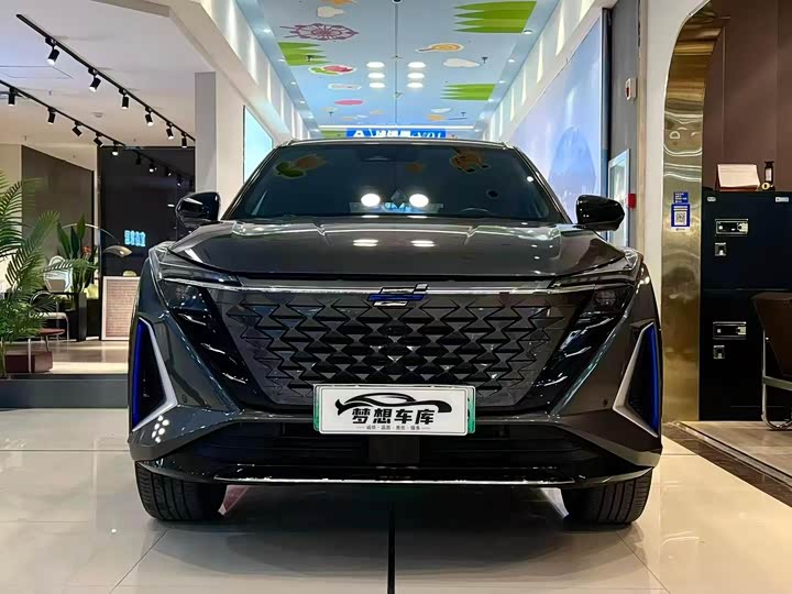 Фото 2 - Changan Oshan Z6 Hybrid
