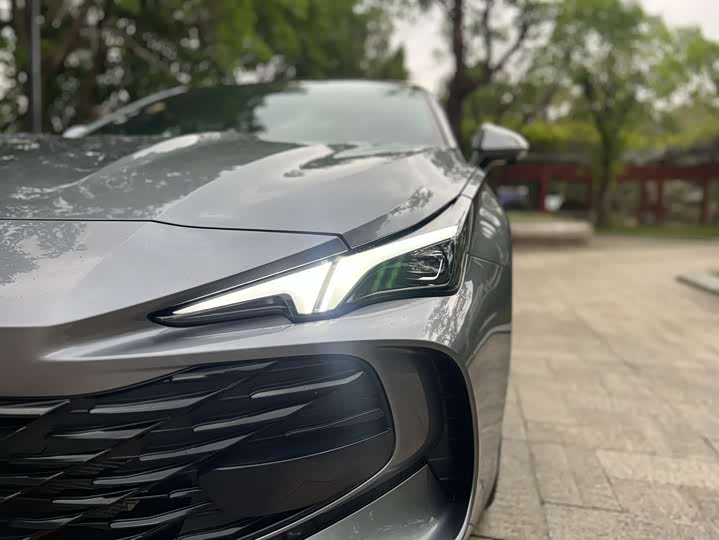 MG Motor 7 2025 2025款 2.0T Trophy+ 超级智驾版