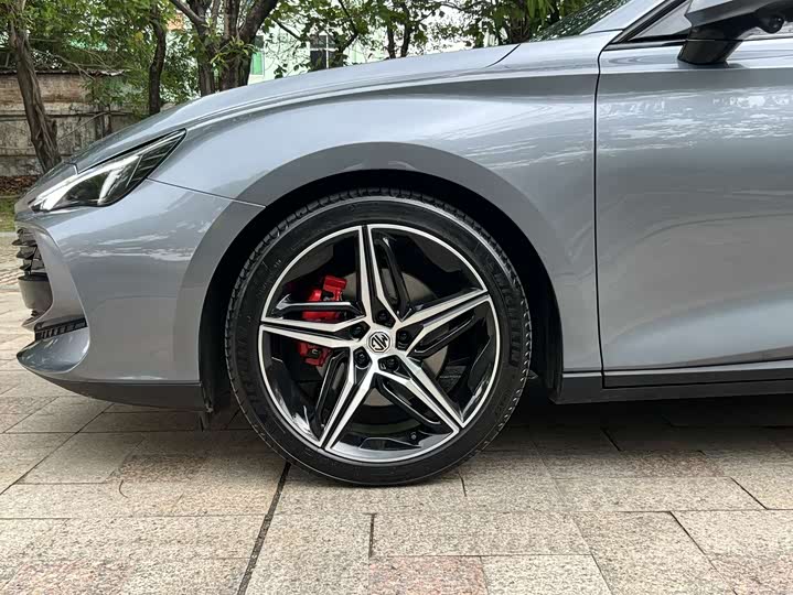 MG Motor 7 2025 2025款 2.0T Trophy+ 超级智驾版