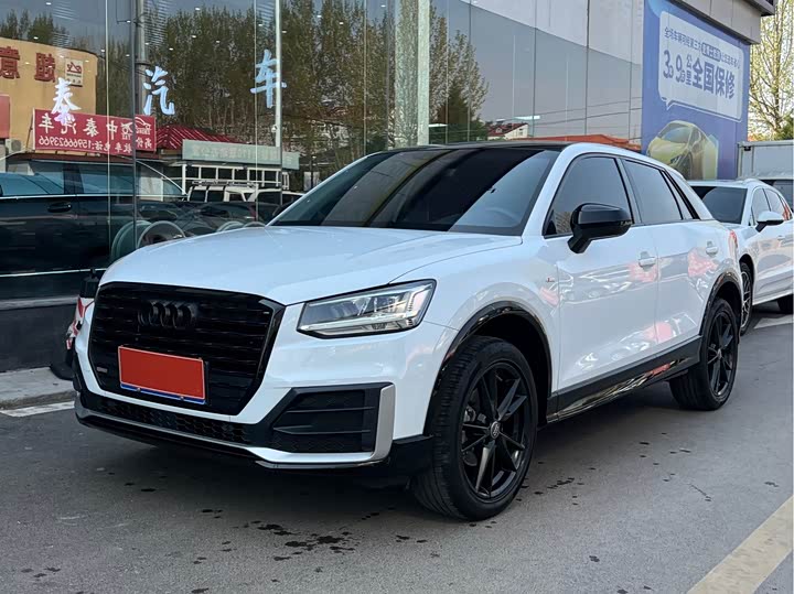 Фото 1 - Audi Q2L