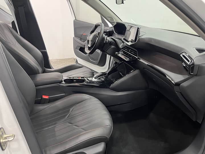 2022 Peugeot 2008