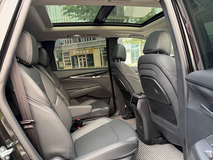 Maxus G50 2023 2023款 PLUS 1.5T 自动护航版