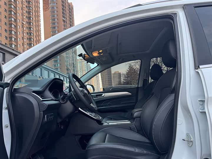 Haval M6 2023 2023款 PLUS 1.5T DCT豪华智联型