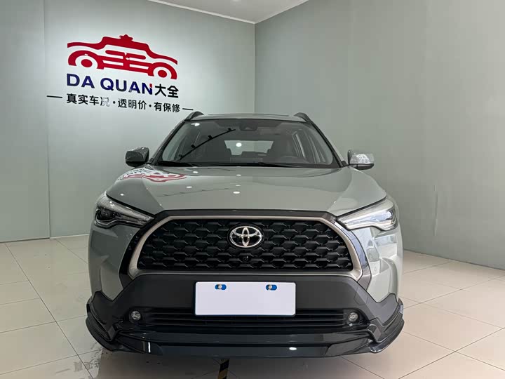 Фото 2 - Toyota Corolla Cross